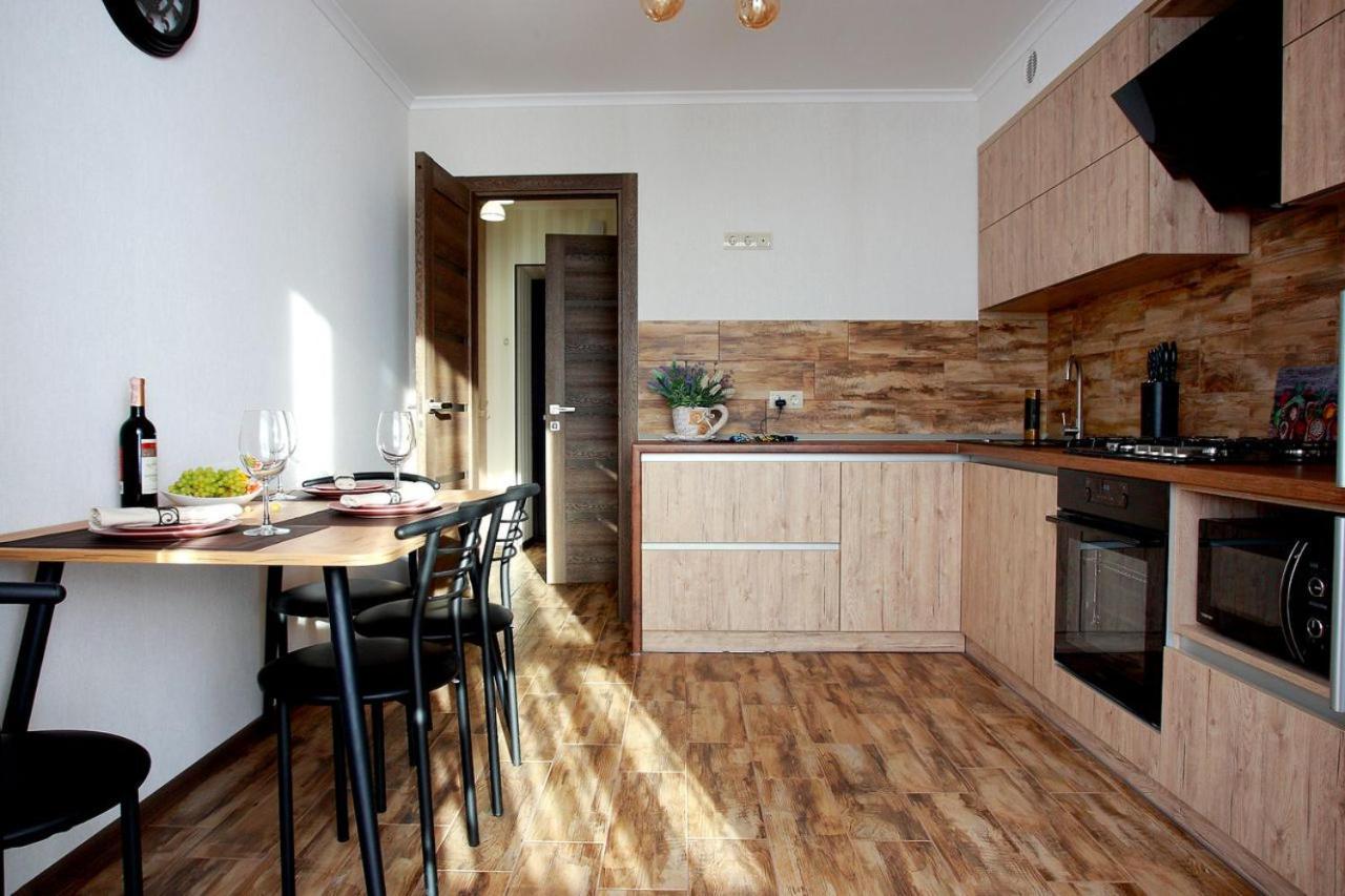 Apartament Vasilya Porika 48 Street Vinnytsya,Ukraine Vinnytsia Exterior photo